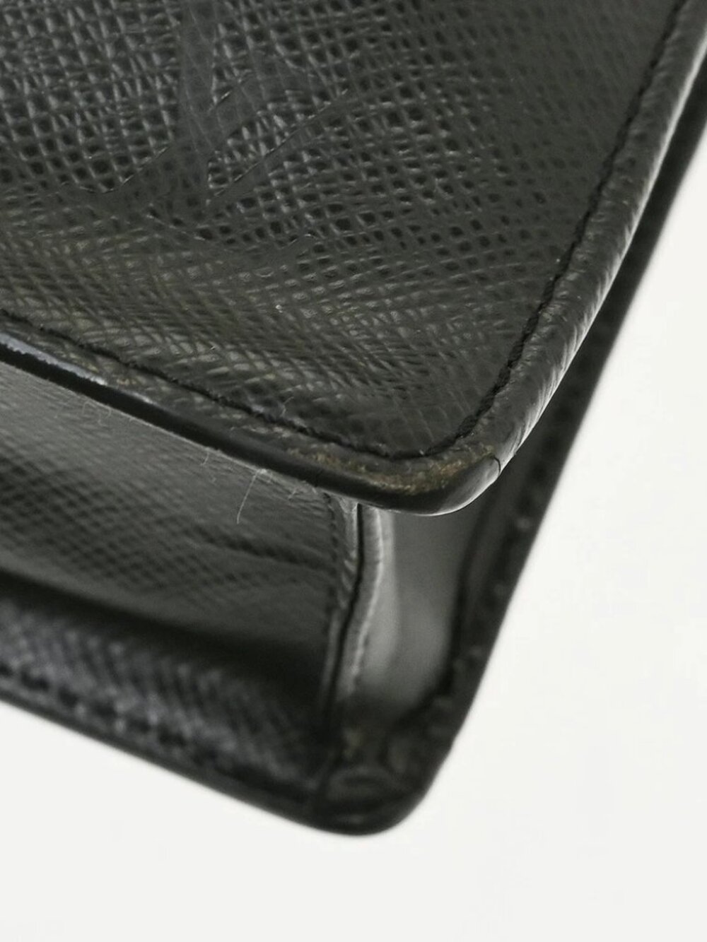 Louis Vuitton Taiga Angara Ardoise Black - Picture 4 of 14